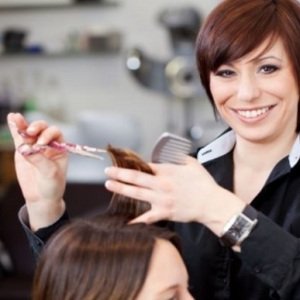 HAIRDRESSER-TRAINING-AT-TOP-ACADEMY-IN-UK